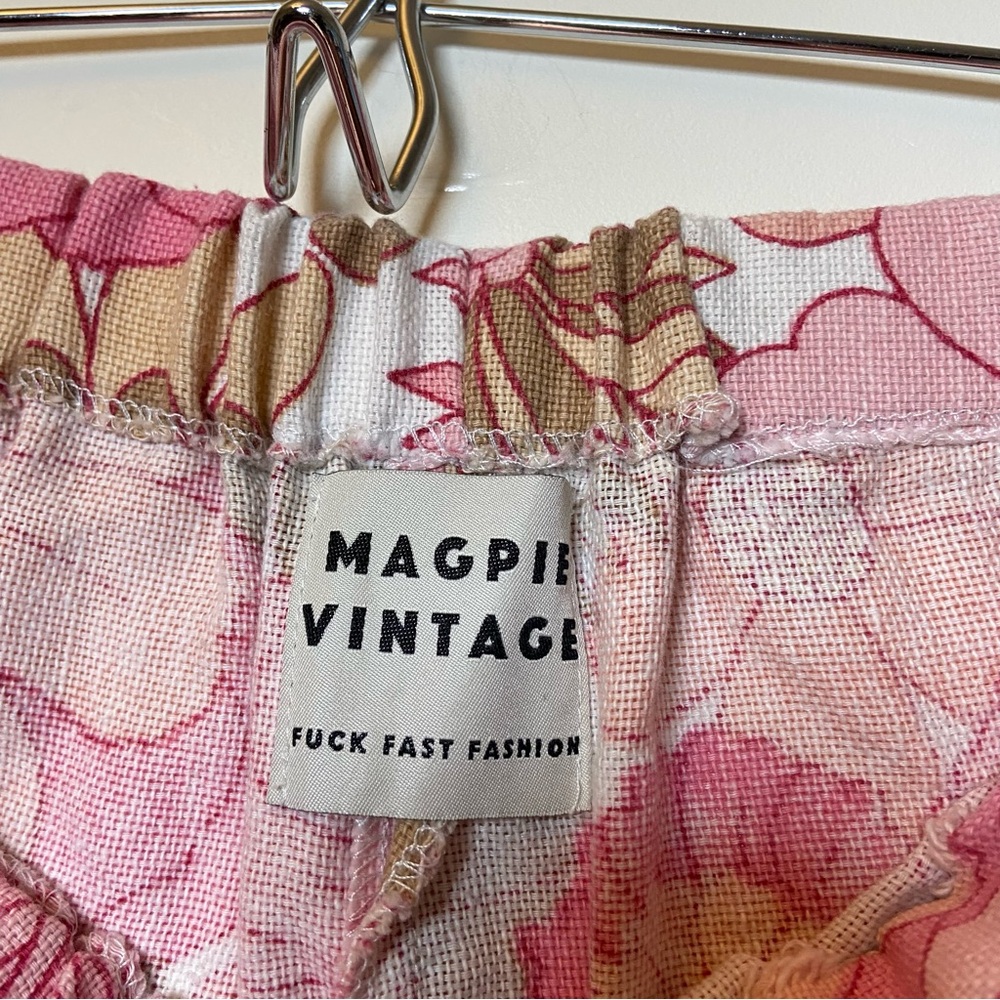 Magpie Vintage Floral Shorts - Picture 3 of 6